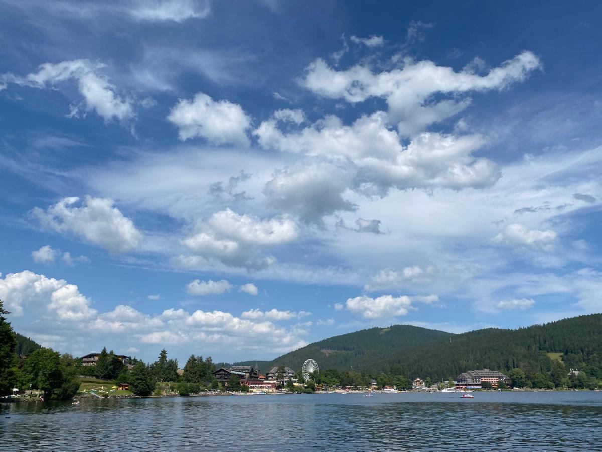 Exklusive 82 Qm Loftwohnung Mit Tiefgarage Und Sued-Balkon Zentral Titisee-Neustadt Eksteriør billede