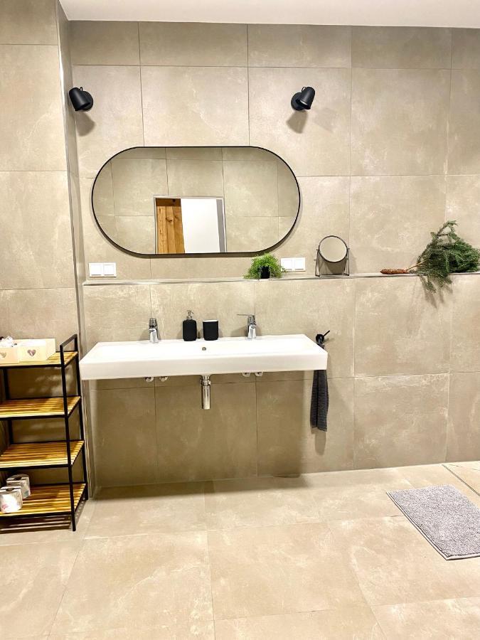 Exklusive 82 Qm Loftwohnung Mit Tiefgarage Und Sued-Balkon Zentral Titisee-Neustadt Eksteriør billede